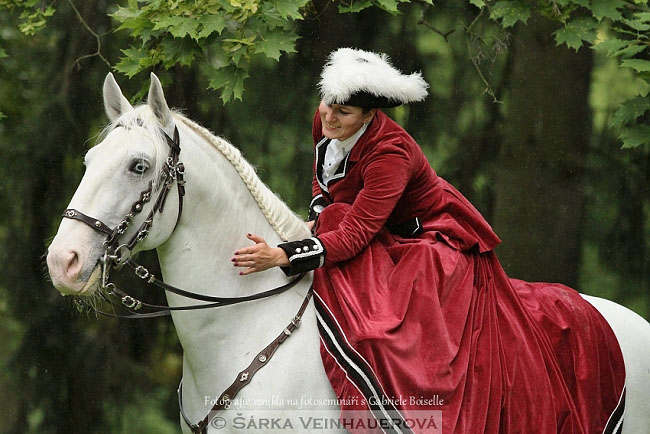 Dáma v sedle